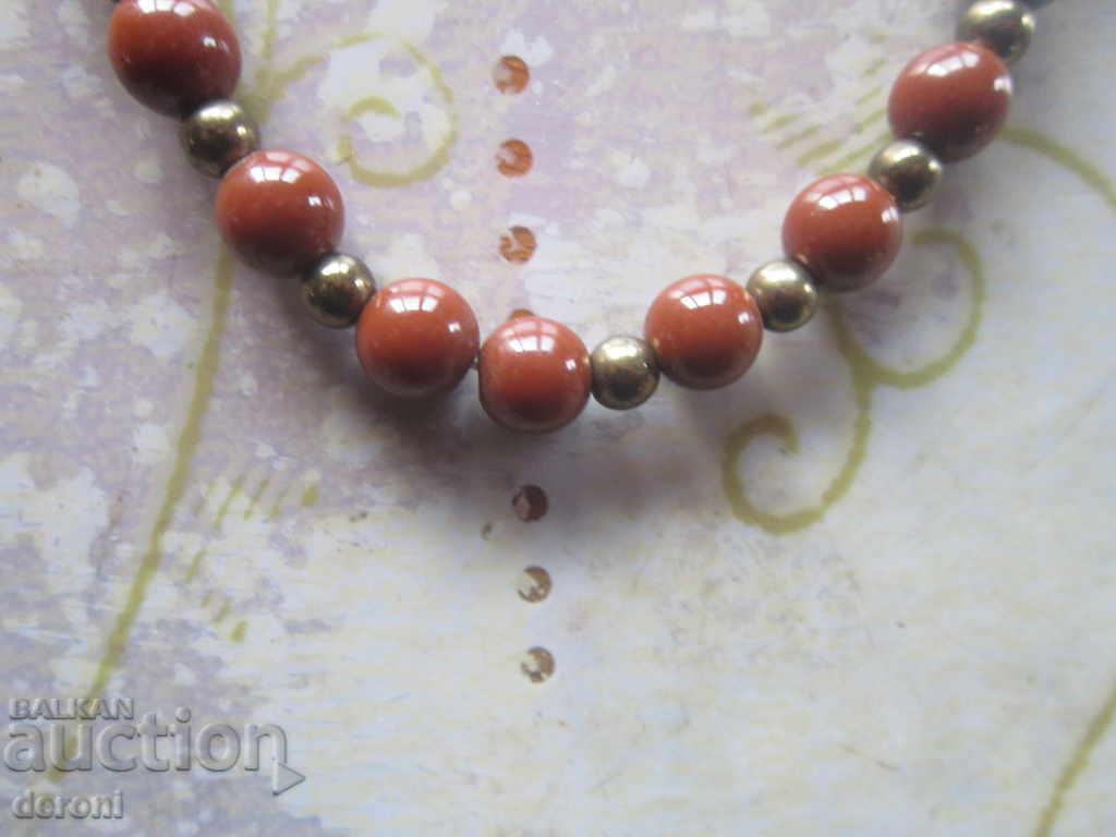 Great necklace necklace with stones 11 with price 10.00 BGN | € 5.11 Great necklace necklace with stones 11 with price 10.00 BGN | € 5.11