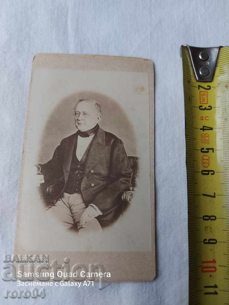 Auction STAR PHOTOGRAPHY - CARD Auction STAR PHOTOGRAPHY - CARD