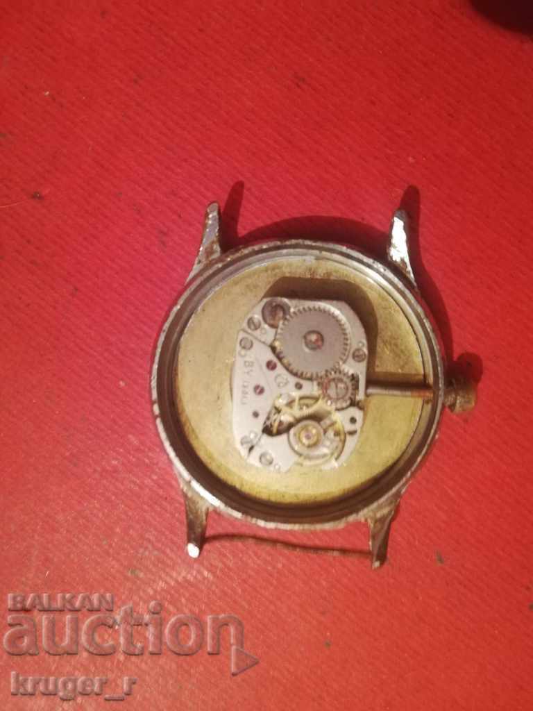 Часовник ЛУЧ - 6 Часовник ЛУЧ - 6