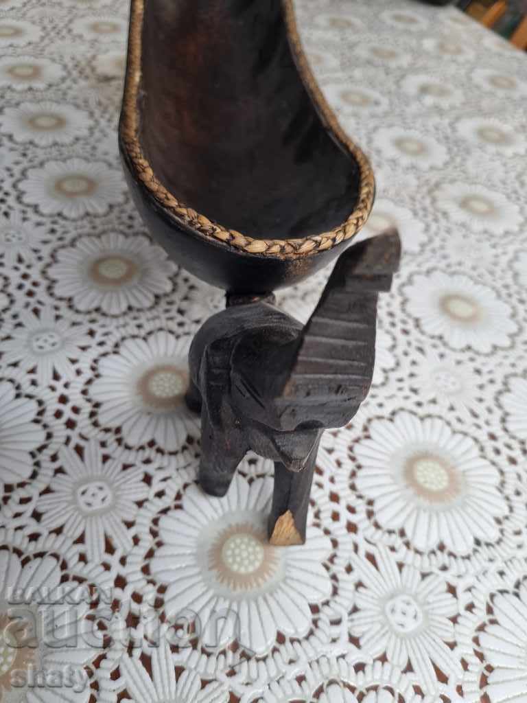 Wooden vessel. Elephants - 5 Wooden vessel. Elephants - 5