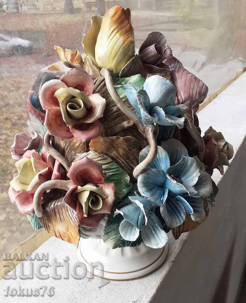 Porcelain charm large flower Bassano Italy porcelain with price 600.00 BGN | € 306.78 Porcelain charm large flower Bassano Italy porcelain with price 600.00 BGN | € 306.78