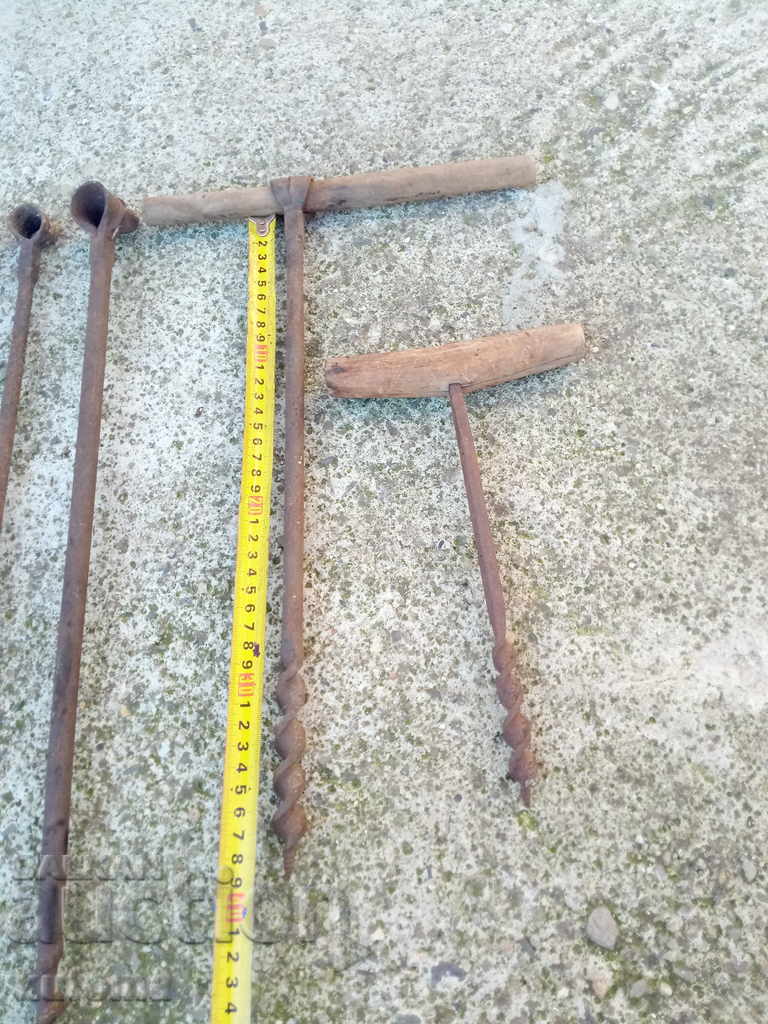 Auction Old tools Auction Old tools