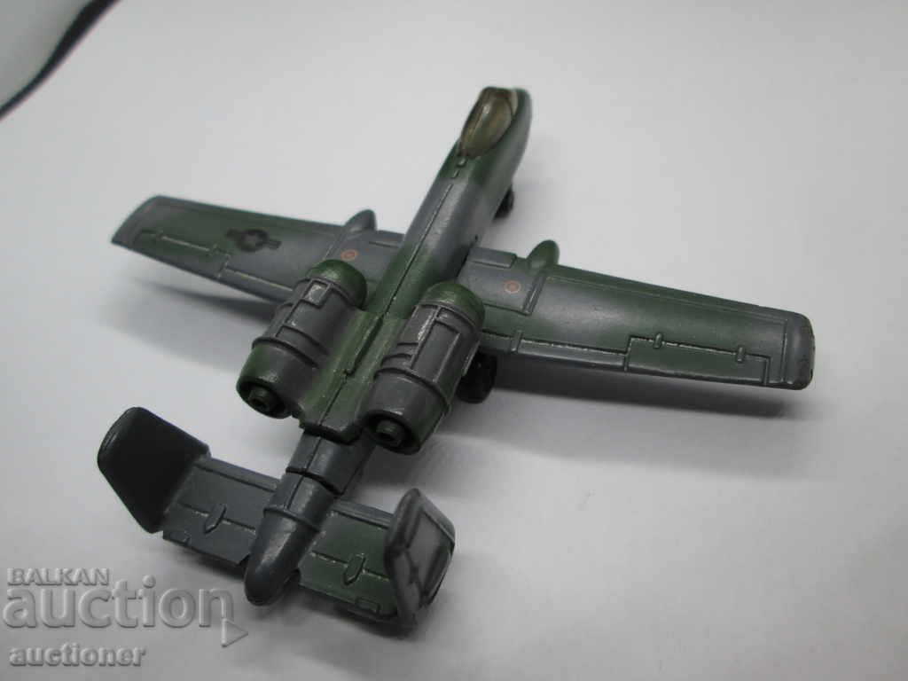 Livrarea MACHBOX-A-10FAIRCHILD THUNDERBOLT-1989 Livrarea MACHBOX-A-10FAIRCHILD THUNDERBOLT-1989