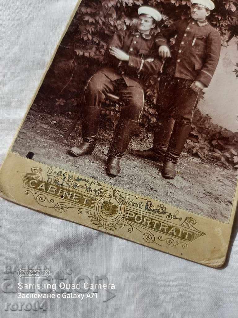 Livrarea fotografii vechi - CARTON Livrarea fotografii vechi - CARTON