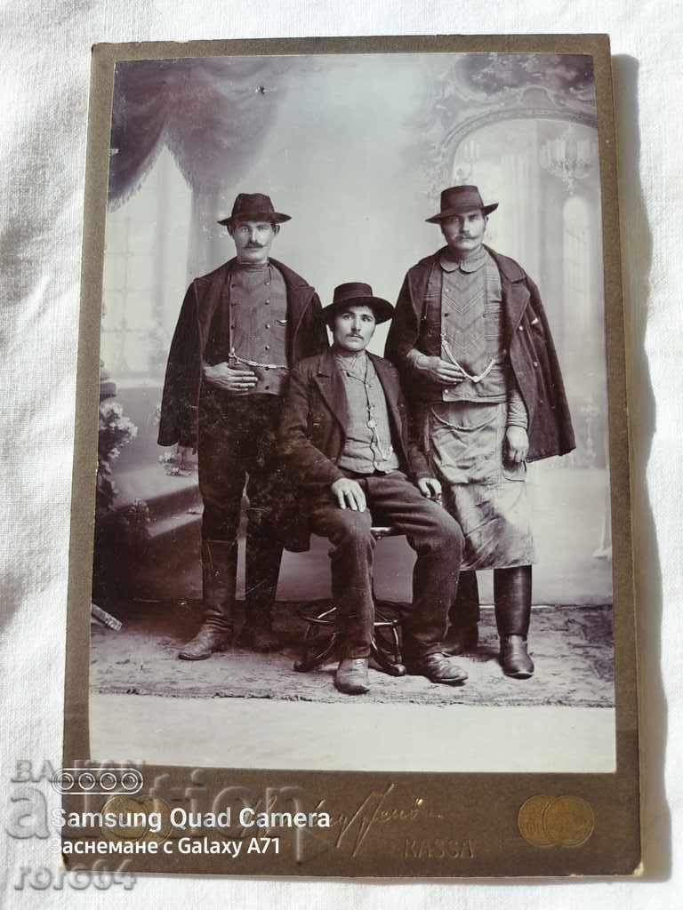 СТАРА ФОТОГРАФИЯ - КАРТОН - 7