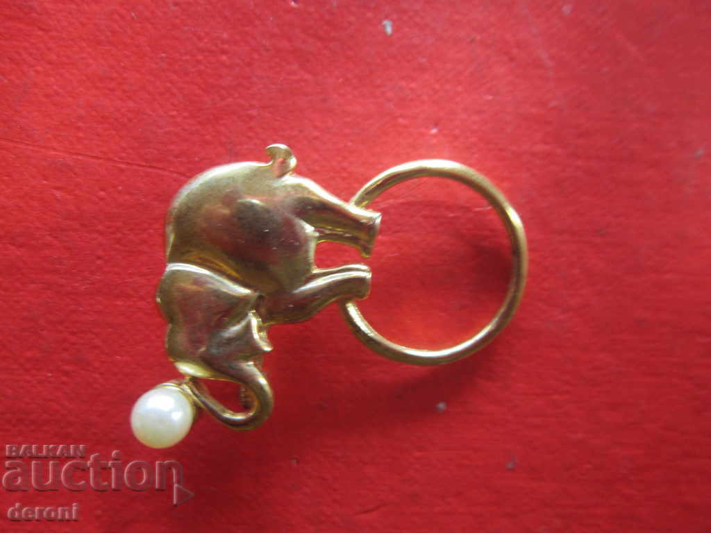 Auction  Amazing gilded brooch with pearl 2