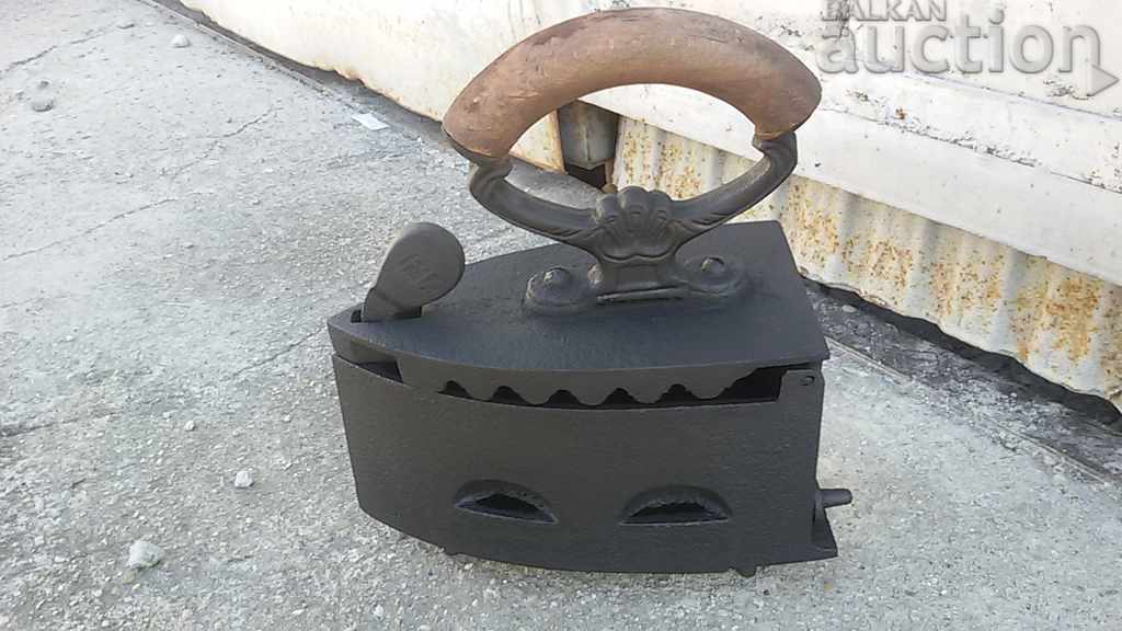 Παλιά σιδήρου στην πυρκαγιά - 5 Παλιά σιδήρου στην πυρκαγιά - 5