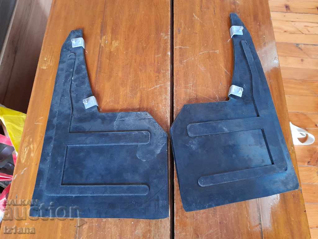 Old fender, Audi fenders, Audi with price 50.00 BGN | € 25.56 Old fender, Audi fenders, Audi with price 50.00 BGN | € 25.56