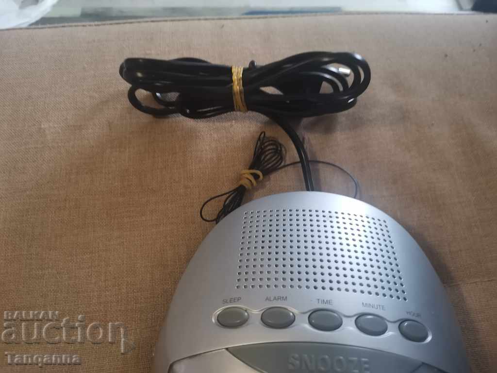 Radio with alarm clock with price 18.00 BGN | € 9.20