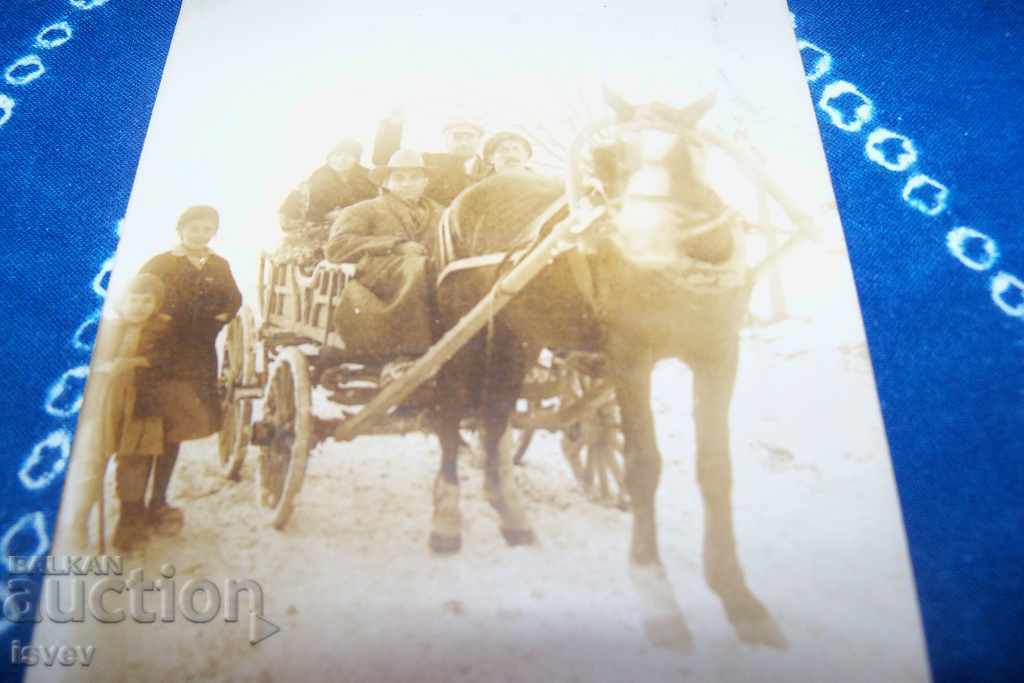 Аукцион Стара картичка снимка в каруцата Аукцион Стара картичка снимка в каруцата