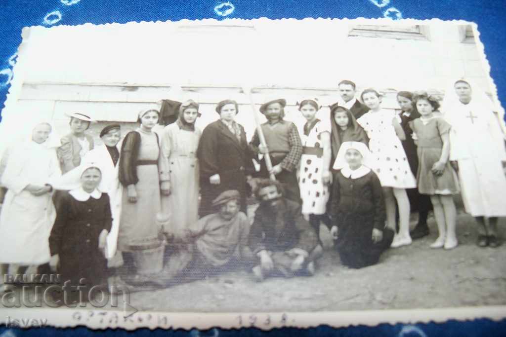 Old postcard photo, children's theater group Ortakoy 1938 with price 10.00 BGN | € 5.11 Old postcard photo, children's theater group Ortakoy 1938 with price 10.00 BGN | € 5.11