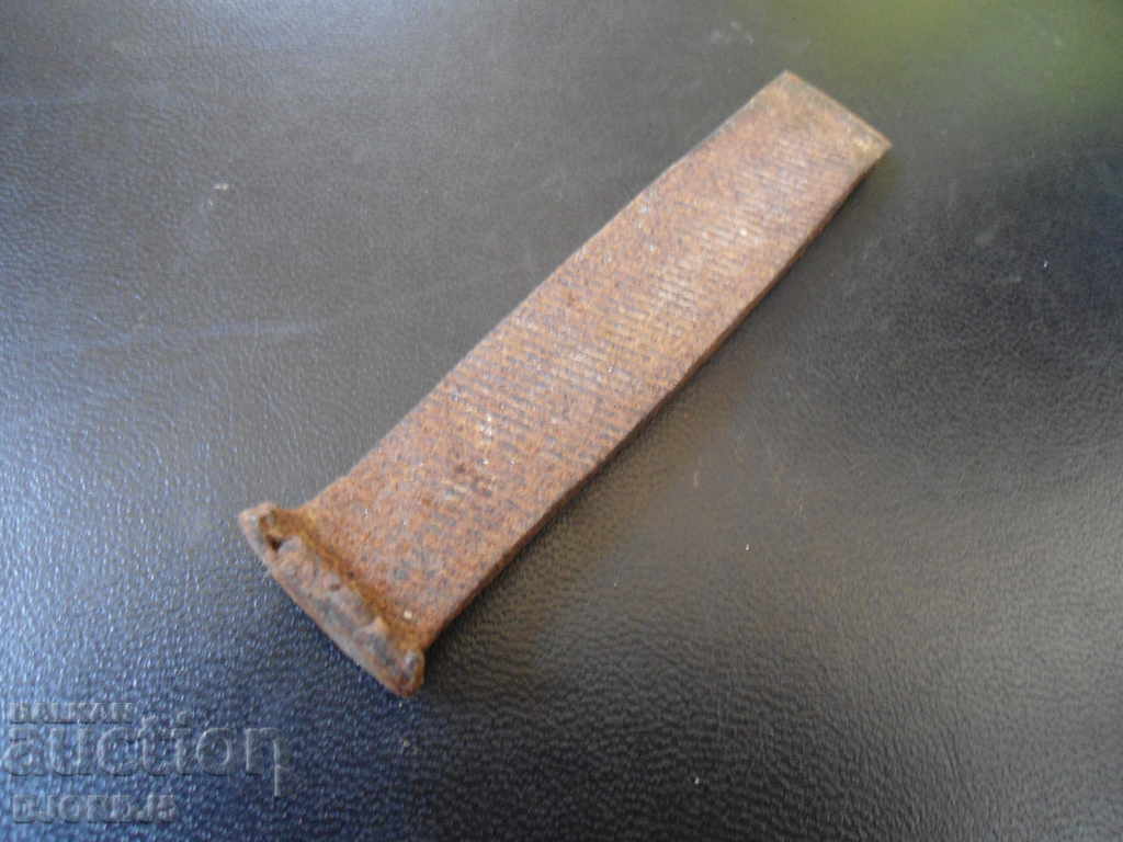 An old tool, a chopper with price 2.00 BGN | € 1.02 An old tool, a chopper with price 2.00 BGN | € 1.02