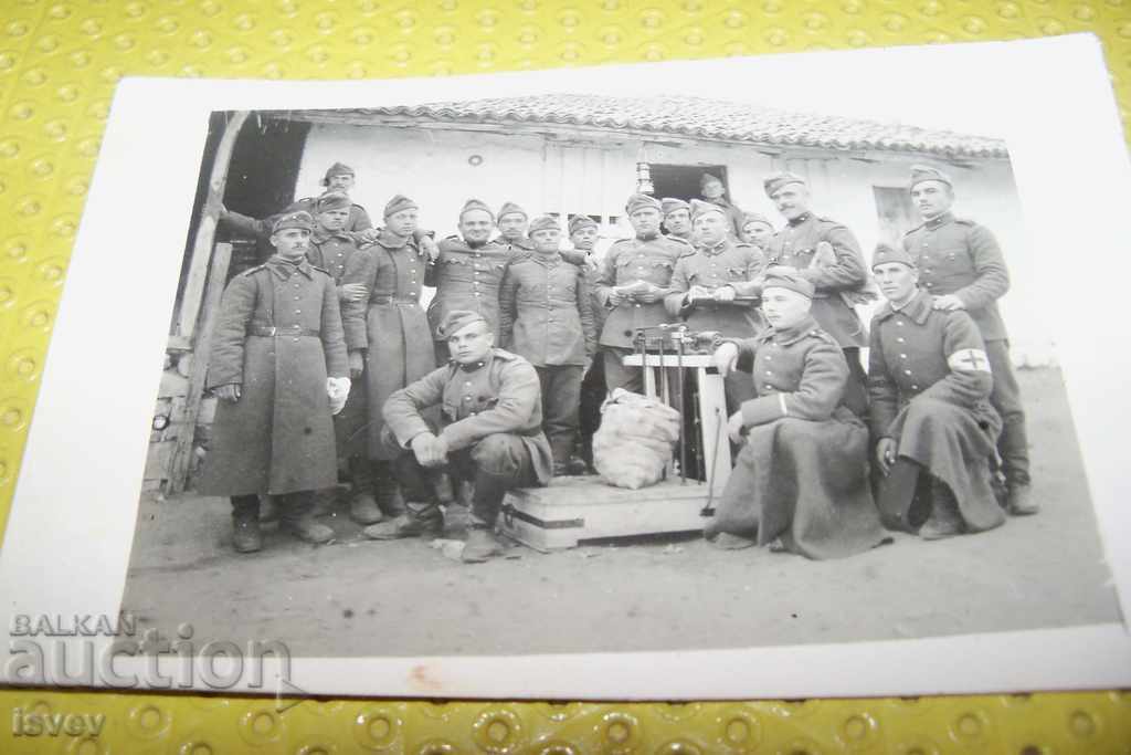 Delivery of Old photo-card soldiers. Delivery of Old photo-card soldiers.