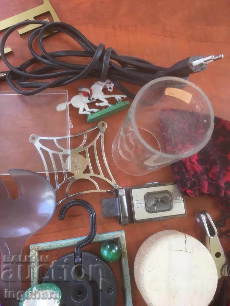 Παράδοση ΠΟΛΛΑ ΓΙΑ ΚΑΤΙ ΓΙΑ ΟΛΟΥΣ