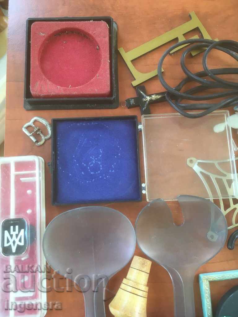 ΠΟΛΛΑ ΓΙΑ ΚΑΤΙ ΓΙΑ ΟΛΟΥΣ - 5