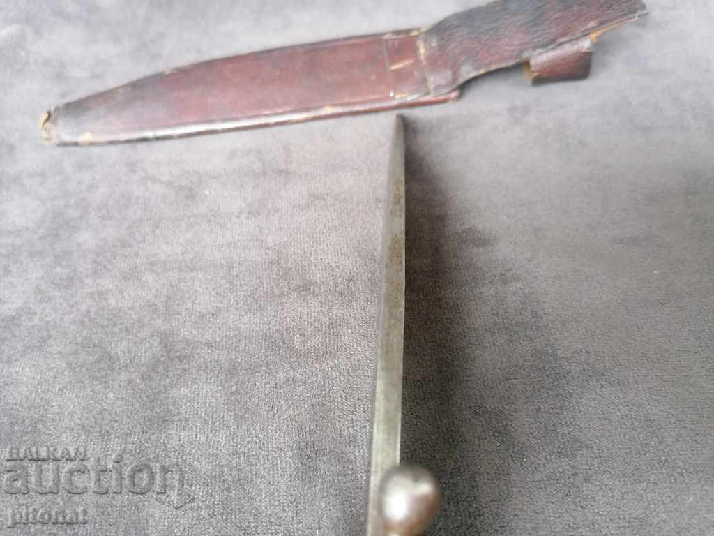 Auction Authentic PSV combat hunting knife? Auction Authentic PSV combat hunting knife?