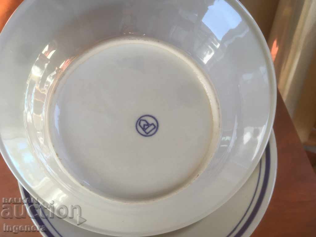 Auction PLATE DEEP SERVICE PORCELAIN KALEYTSA TROYAN FROM 60-12 PCS Auction PLATE DEEP SERVICE PORCELAIN KALEYTSA TROYAN FROM 60-12 PCS