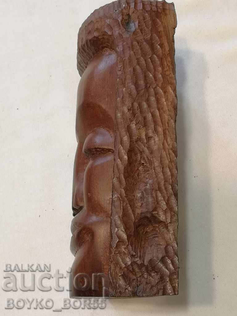 Delivery of African Primitive Art Wood Carving Mahogany Delivery of African Primitive Art Wood Carving Mahogany