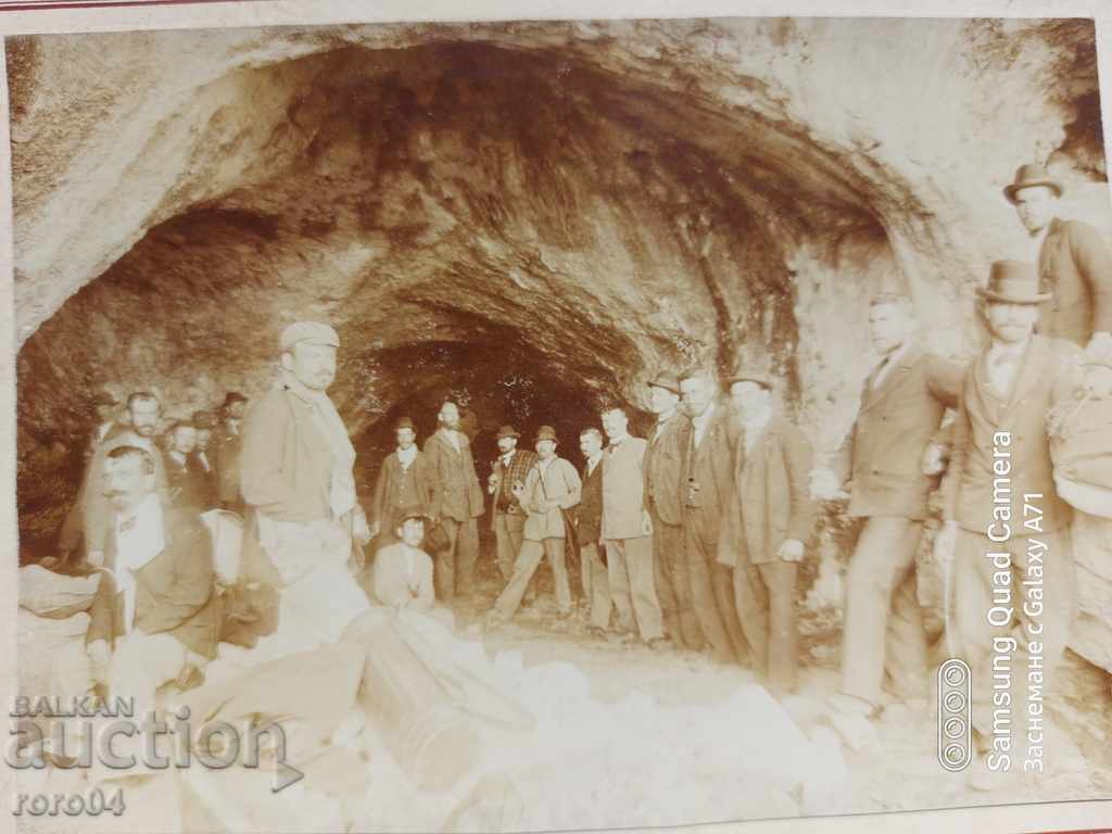 CAVE - OLD PHOTOGRAPHY - CARDBOARD - 7 CAVE - OLD PHOTOGRAPHY - CARDBOARD - 7