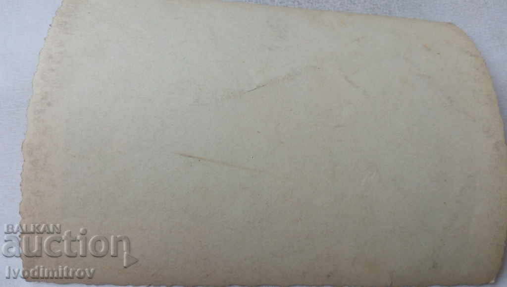 Photo Group of people in front of a steamer at the port with price 2.85 BGN | € 1.46 Photo Group of people in front of a steamer at the port with price 2.85 BGN | € 1.46