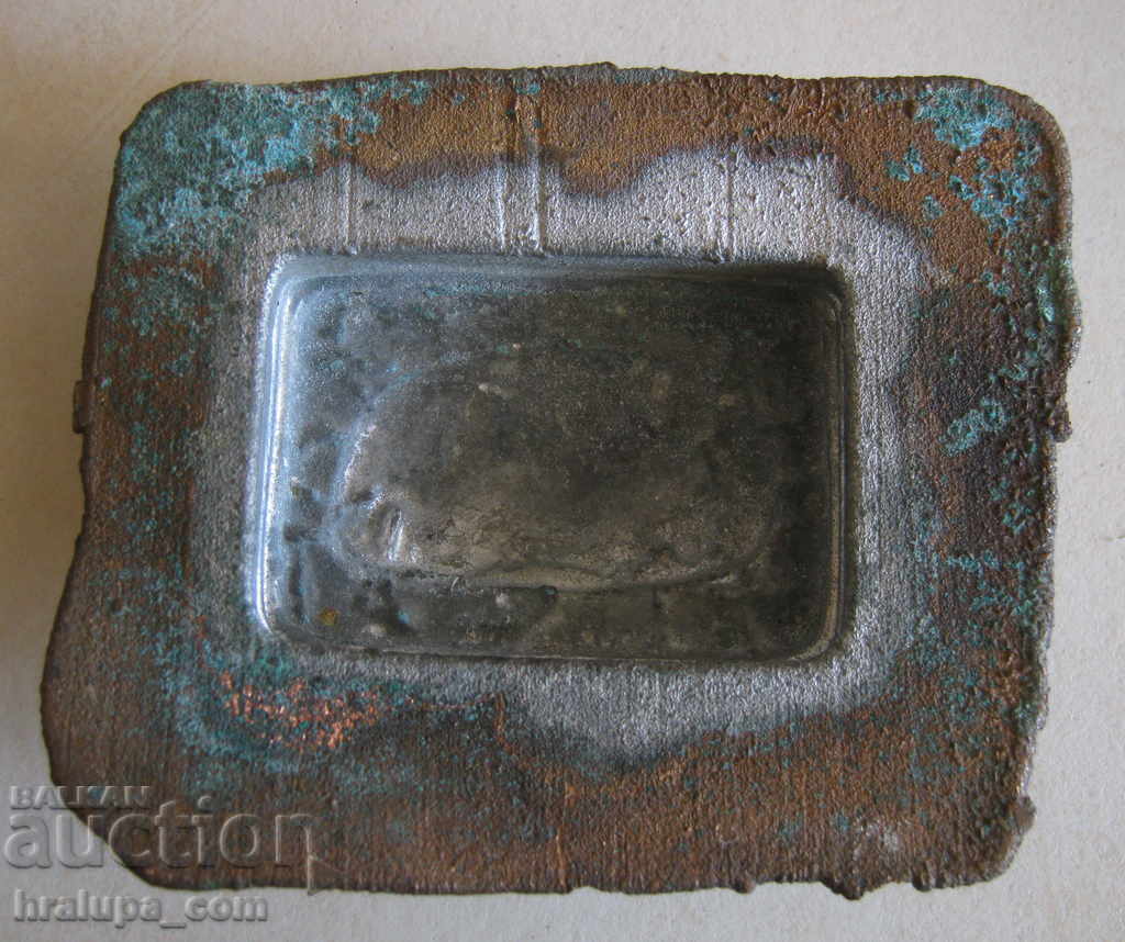 Δημοπρασία Παλιό ορειχάλκινο καλούπι για χύτευση