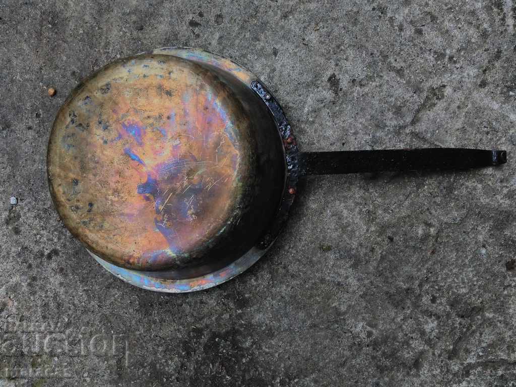 Old brass pot with price 19.00 BGN | € 9.71 Old brass pot with price 19.00 BGN | € 9.71