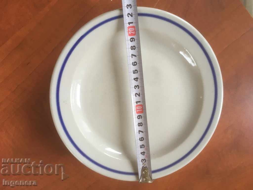 PORCELAIN PLATE 4 PCS DIFFERENT FOR COLLECTION BULGARIA FROM THE 60'S - 5 PORCELAIN PLATE 4 PCS DIFFERENT FOR COLLECTION BULGARIA FROM THE 60'S - 5