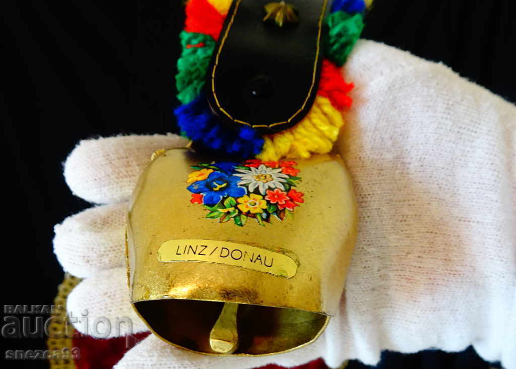 Τσάντα από βαμβάκι με δερμάτινο λουρί, κρεμάστρα από Linz με τιμή 15.00 BGN | € 7.67 Τσάντα από βαμβάκι με δερμάτινο λουρί, κρεμάστρα από Linz με τιμή 15.00 BGN | € 7.67