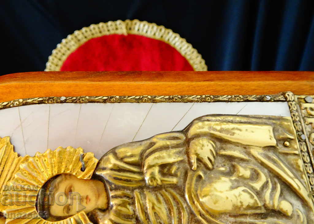Аукцион Старинна икона Св.Богородица Сумела,седеф,позлата. Аукцион Старинна икона Св.Богородица Сумела,седеф,позлата.