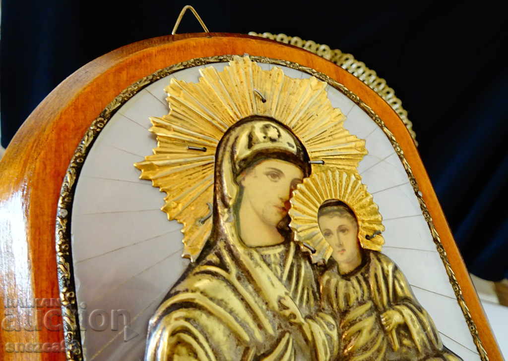 Доставка на Старинна икона Св.Богородица Сумела,седеф,позлата. Доставка на Старинна икона Св.Богородица Сумела,седеф,позлата.