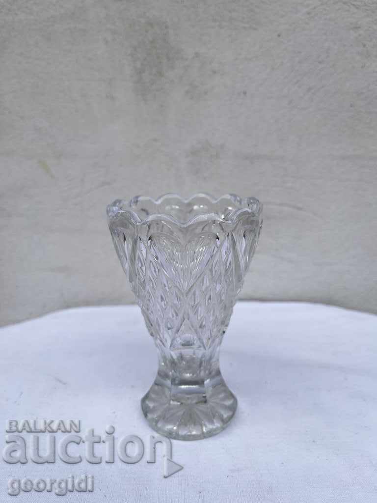 Стъклена кристална ваза. №1203