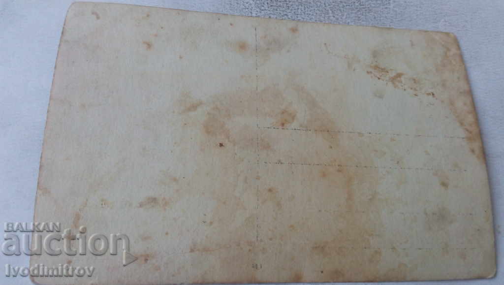 Photo Girls on a picnic on the lawn with price 1.45 BGN | € 0.74 Photo Girls on a picnic on the lawn with price 1.45 BGN | € 0.74