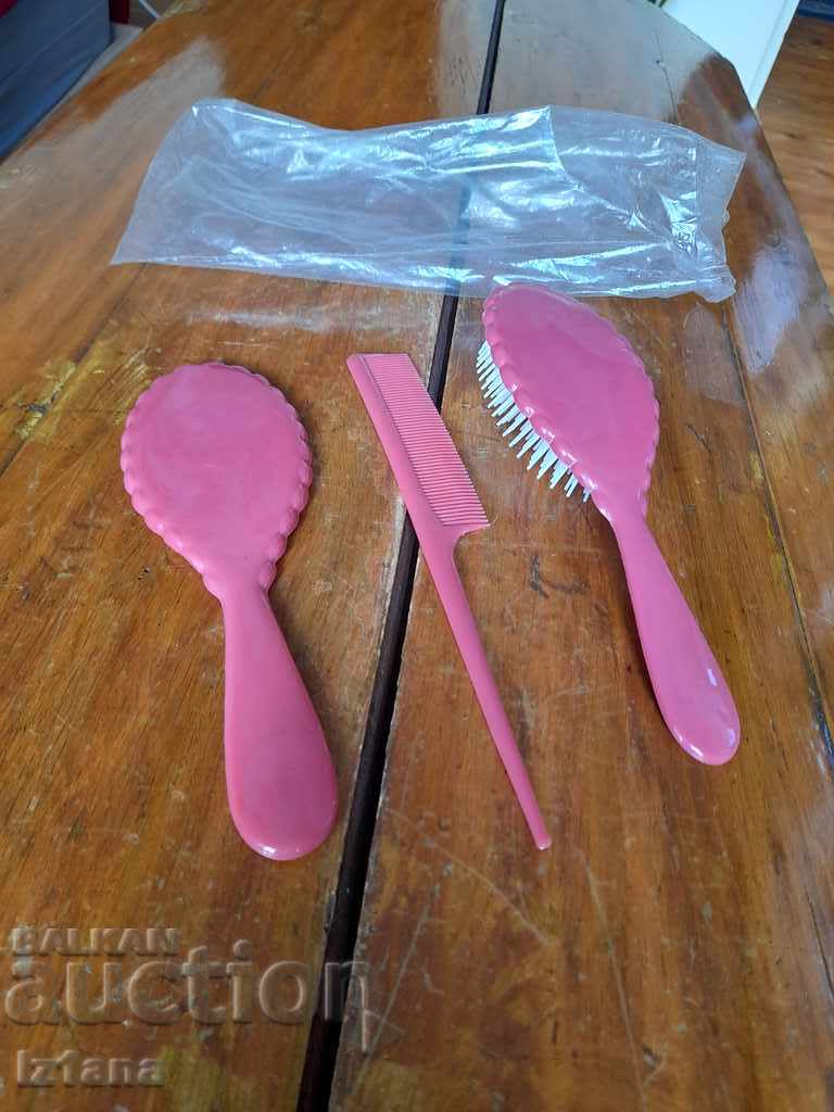 Licitație Set de păr vechi, perie, pieptene, oglindă