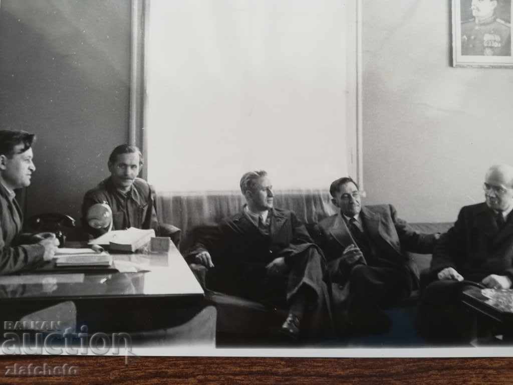 Photo political leaders with price 7.00 BGN | € 3.58 Photo political leaders with price 7.00 BGN | € 3.58