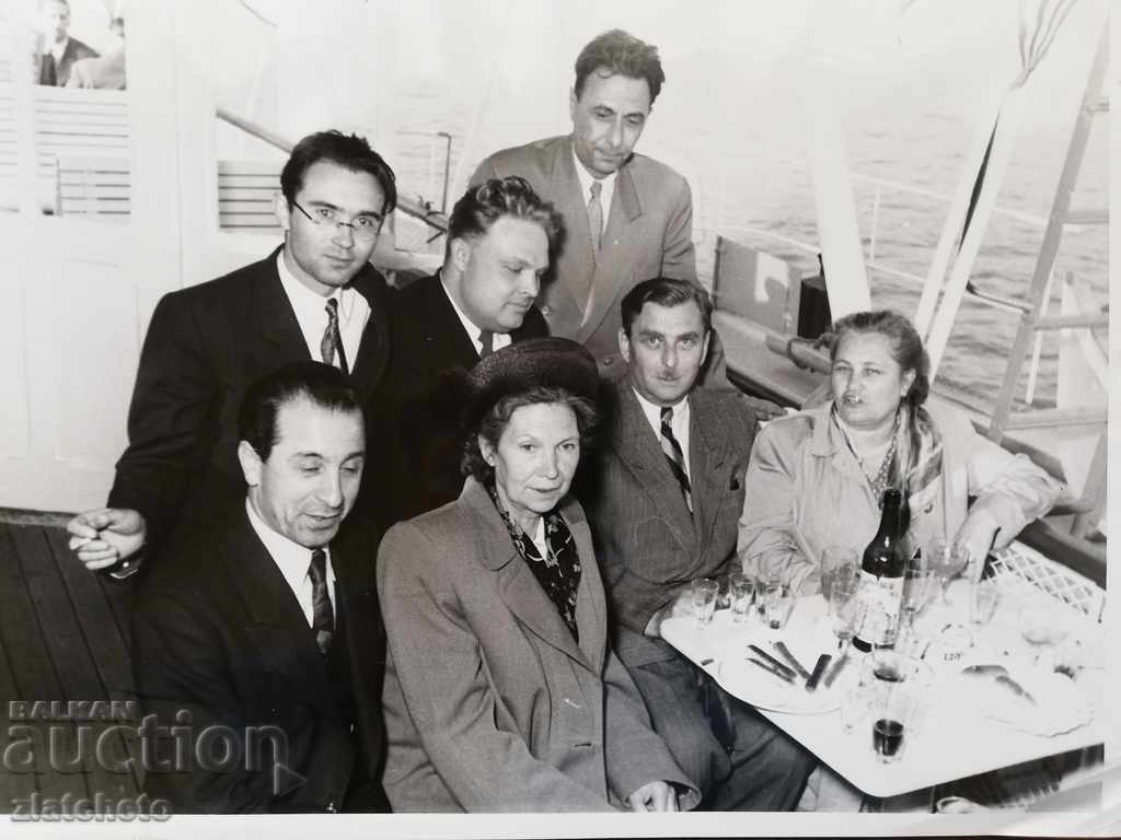 Photo political leaders with price 7.00 BGN | € 3.58 Photo political leaders with price 7.00 BGN | € 3.58