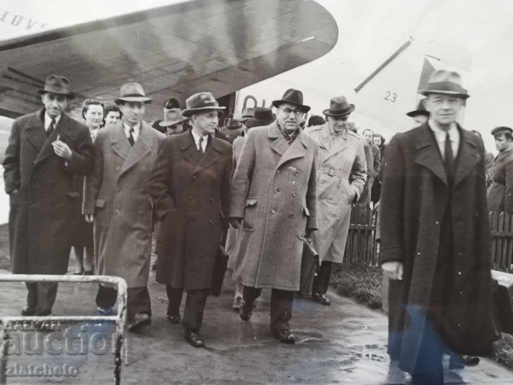 Φωτογραφία πολιτικών αρχηγών με τιμή 7.00 BGN | € 3.58 Φωτογραφία πολιτικών αρχηγών με τιμή 7.00 BGN | € 3.58