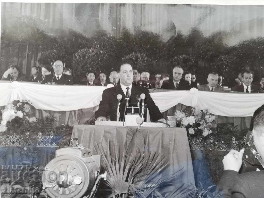 Φωτογραφία πολιτικών αρχηγών με τιμή 7.00 BGN | € 3.58