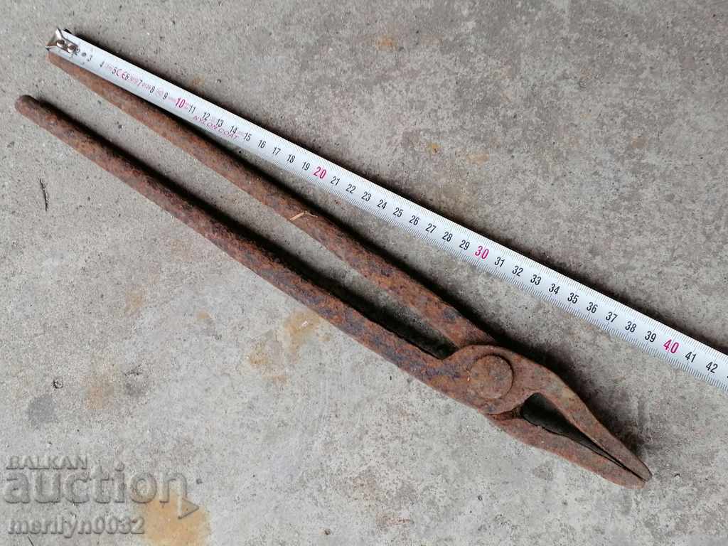 Delivery of Forging pliers wrought iron tool Delivery of Forging pliers wrought iron tool