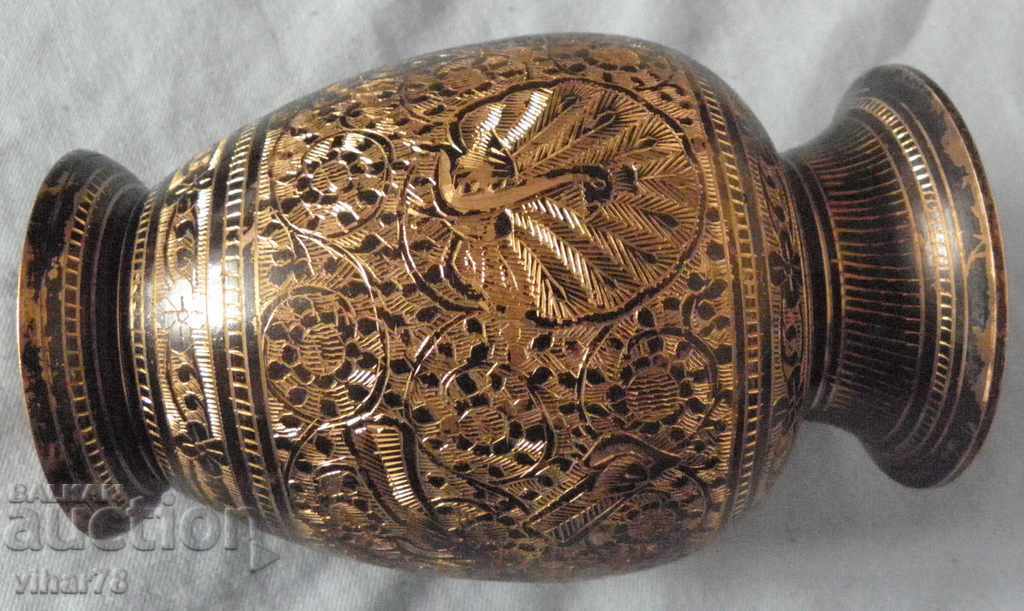 Beautiful brass vase - 5 Beautiful brass vase - 5