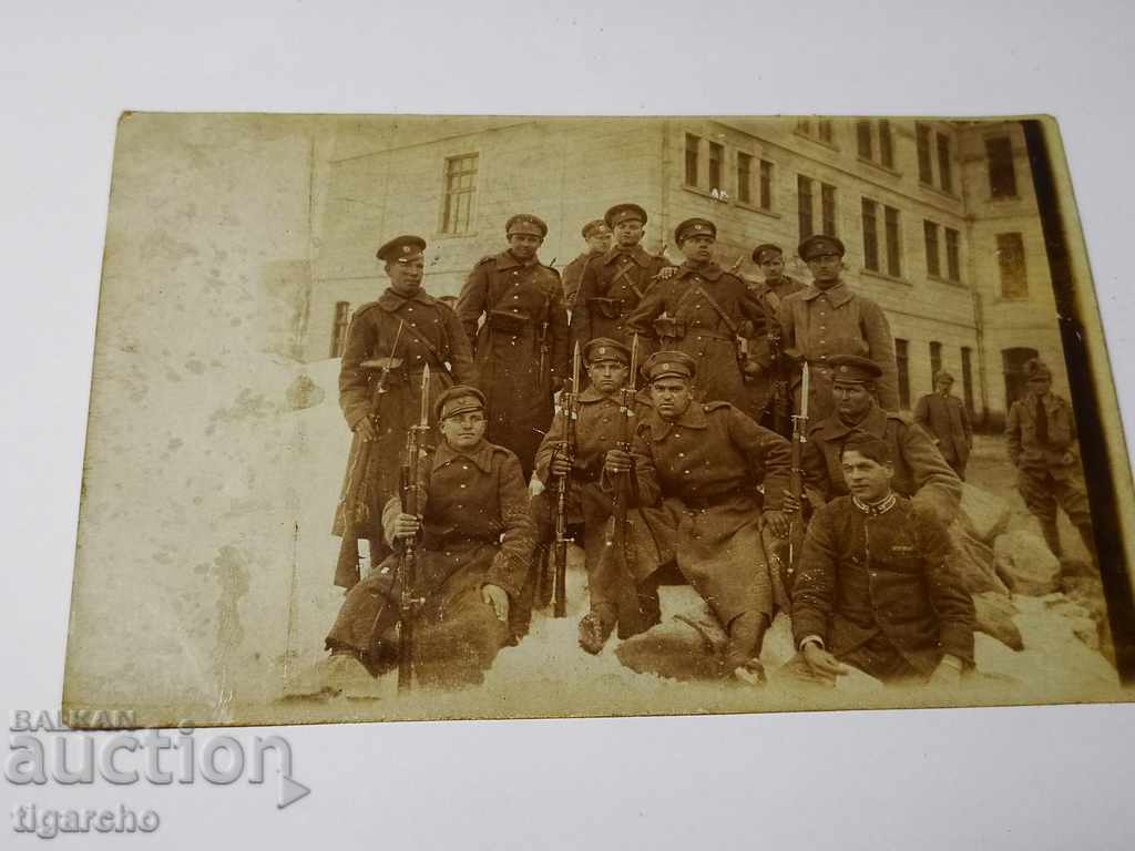 Old photo with soldiers