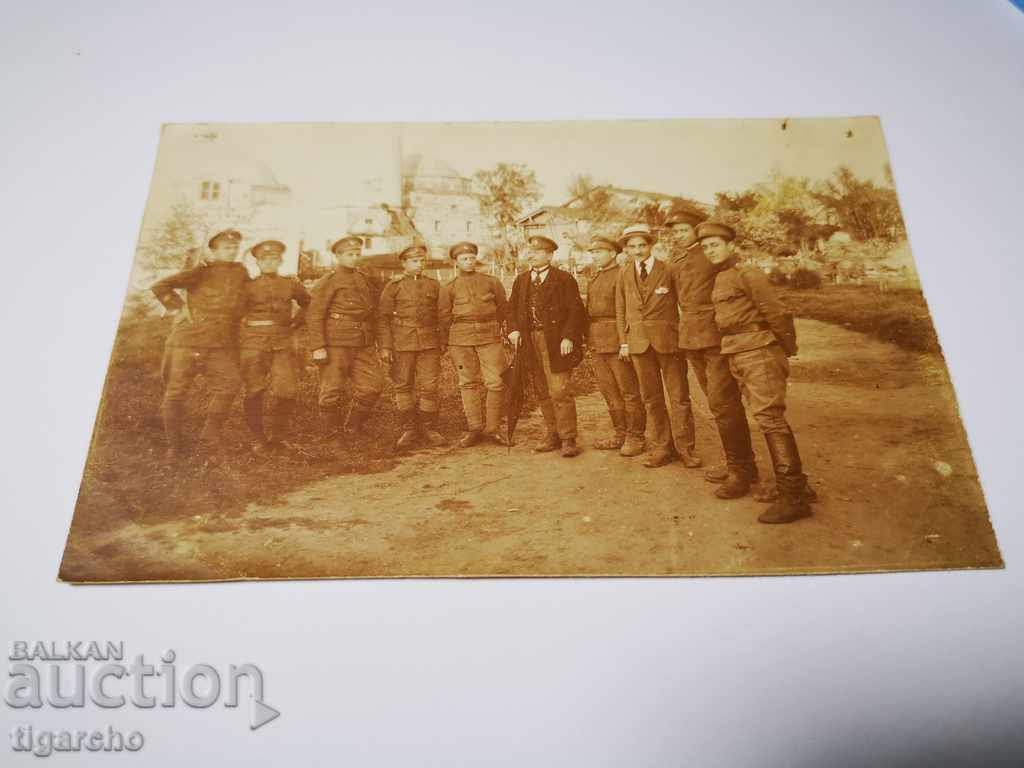 Стара снимка с войници