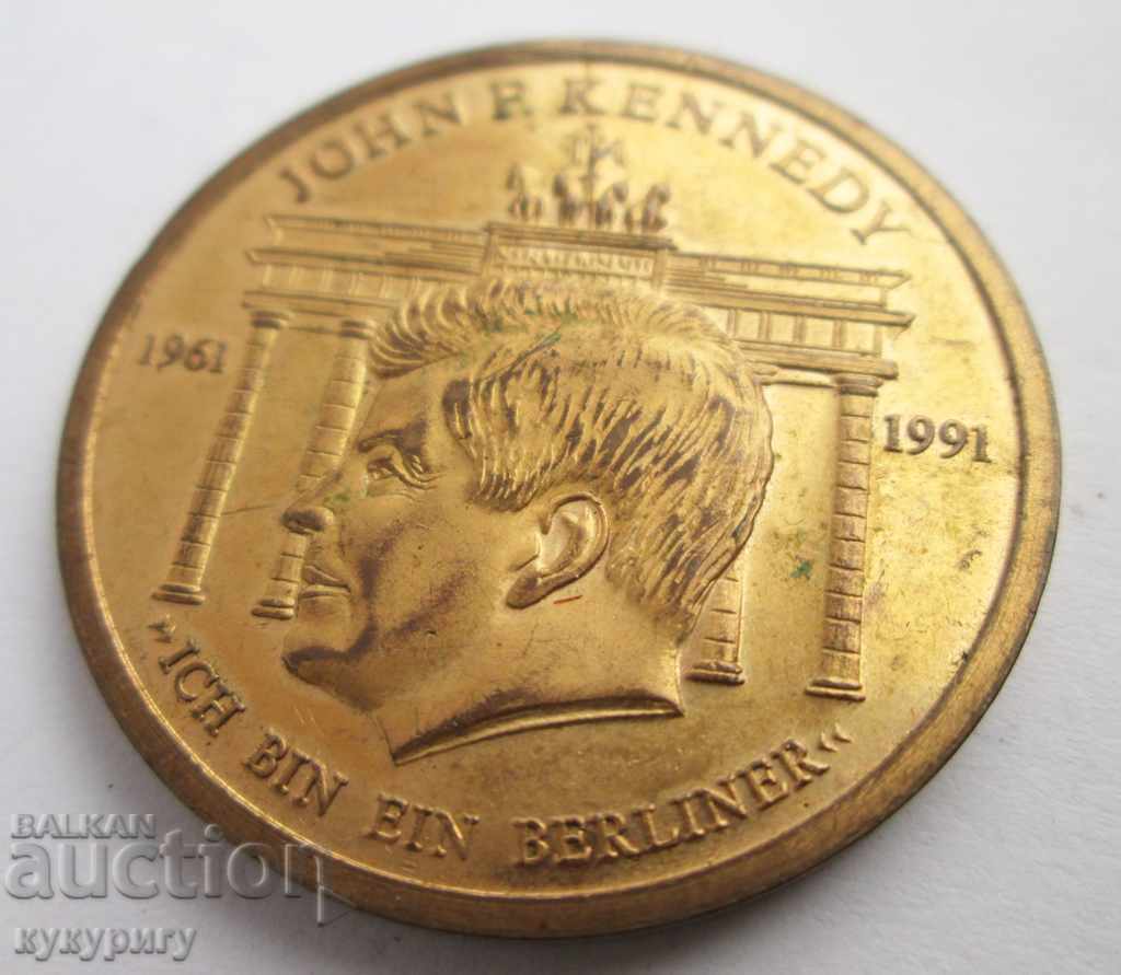 Licitație Placă germană semn medalie John F. Kennedy Licitație Placă germană semn medalie John F. Kennedy