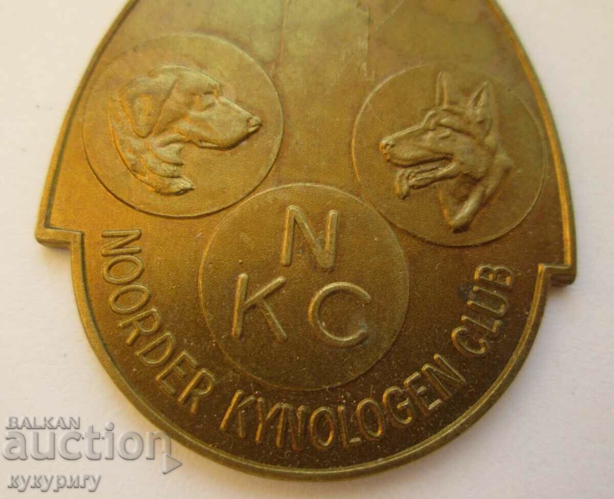 Old dog medal pendant dog tag with price 35.00 BGN | € 17.90 Old dog medal pendant dog tag with price 35.00 BGN | € 17.90