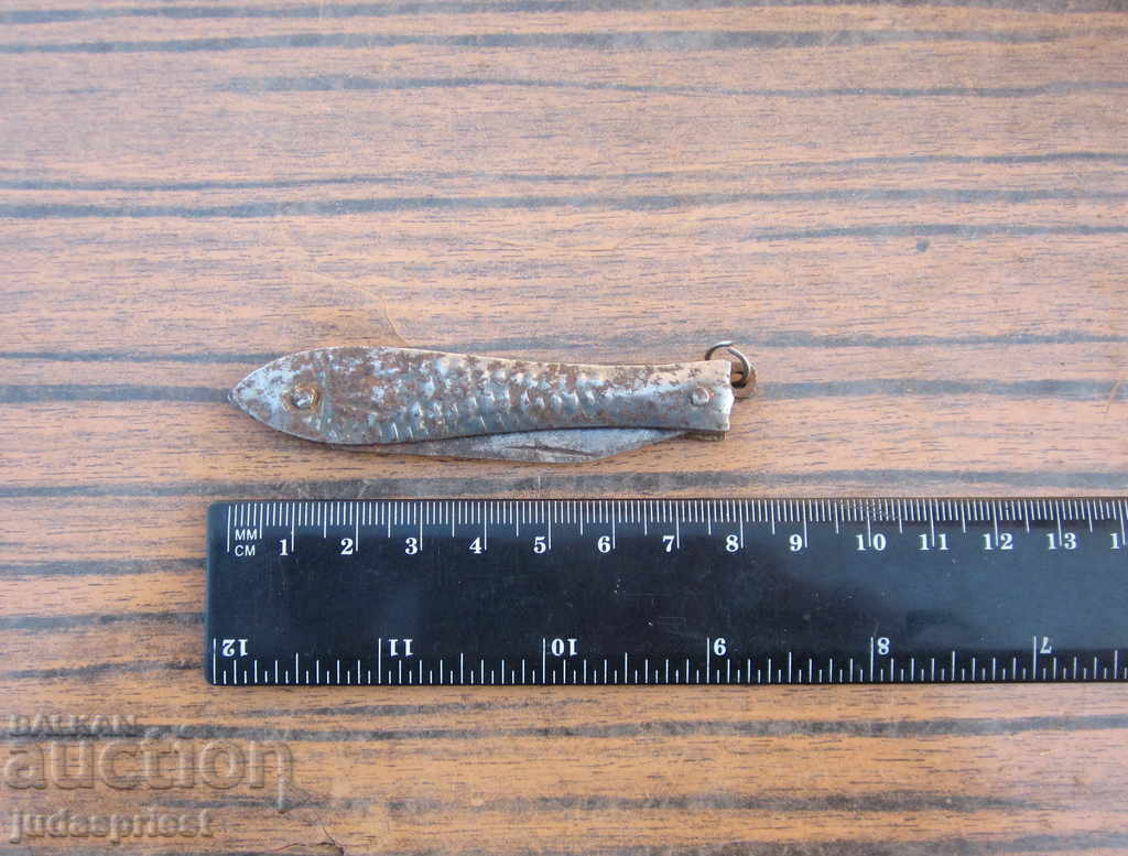 Δημοπρασία παλιό συλλεκτικό μαχαίρι τσέπης αντίκες με λαβή ψαριού Δημοπρασία παλιό συλλεκτικό μαχαίρι τσέπης αντίκες με λαβή ψαριού