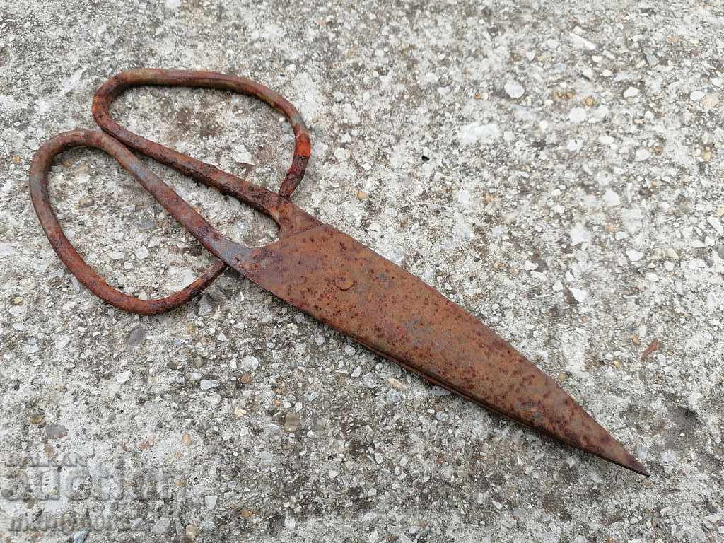 Old wrought iron scissors, knife, wrought iron scissors with price 62.00 BGN | € 31.70 Old wrought iron scissors, knife, wrought iron scissors with price 62.00 BGN | € 31.70