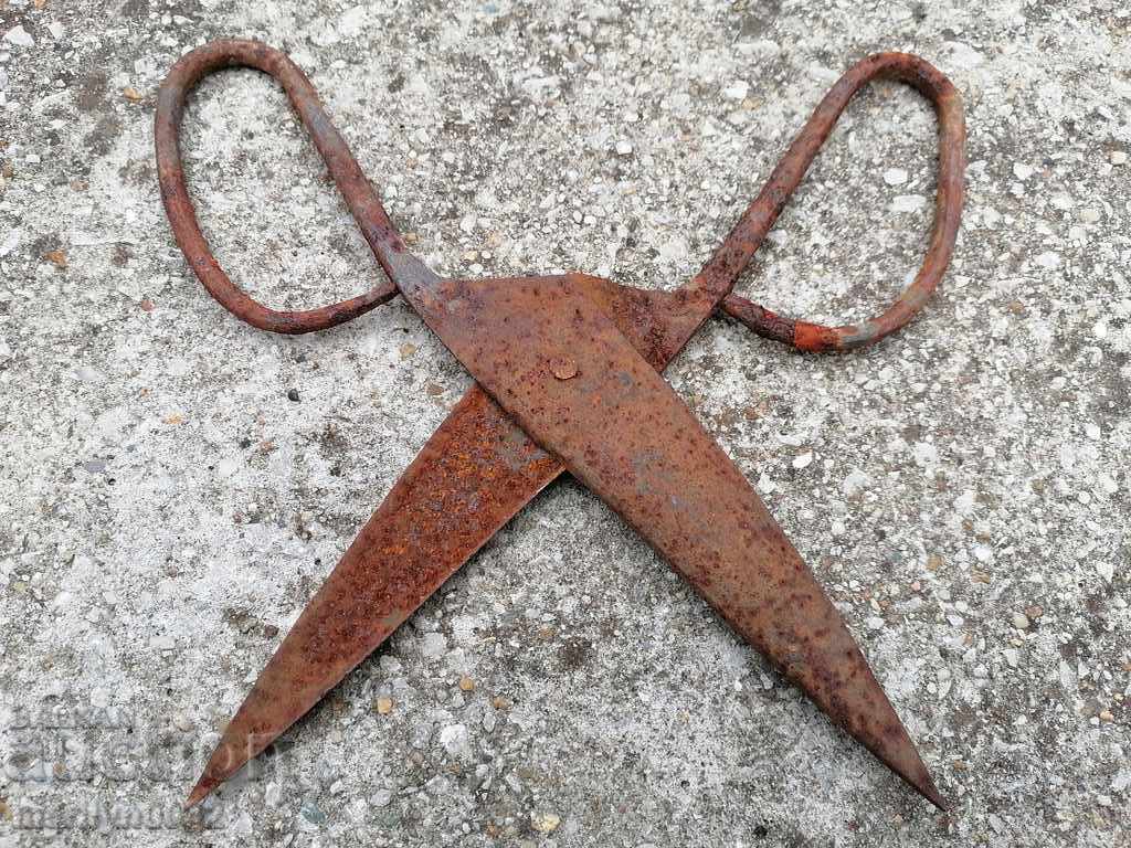 Old wrought iron scissors, knife, wrought iron scissors - 6 Old wrought iron scissors, knife, wrought iron scissors - 6