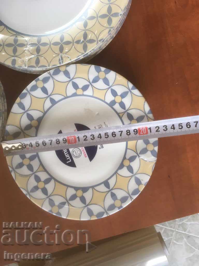 DISHING SERVICE PLATE 18 PCS NEW with price 72.00 BGN | € 36.81 DISHING SERVICE PLATE 18 PCS NEW with price 72.00 BGN | € 36.81