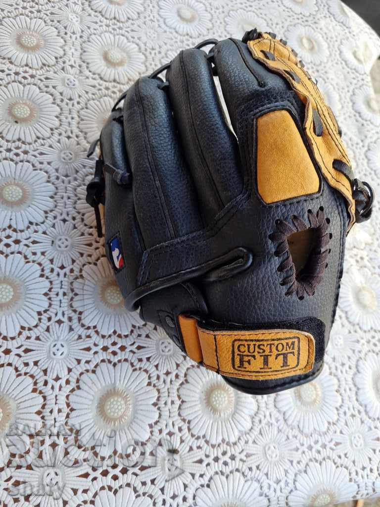 Кожена ръкавица за бейзбол