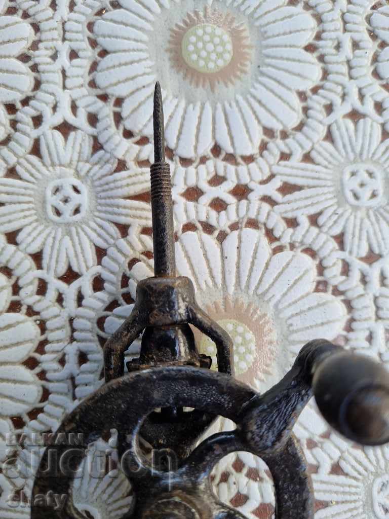 παλιό εργαλείο με τιμή 35.00 BGN | € 17.90 παλιό εργαλείο με τιμή 35.00 BGN | € 17.90