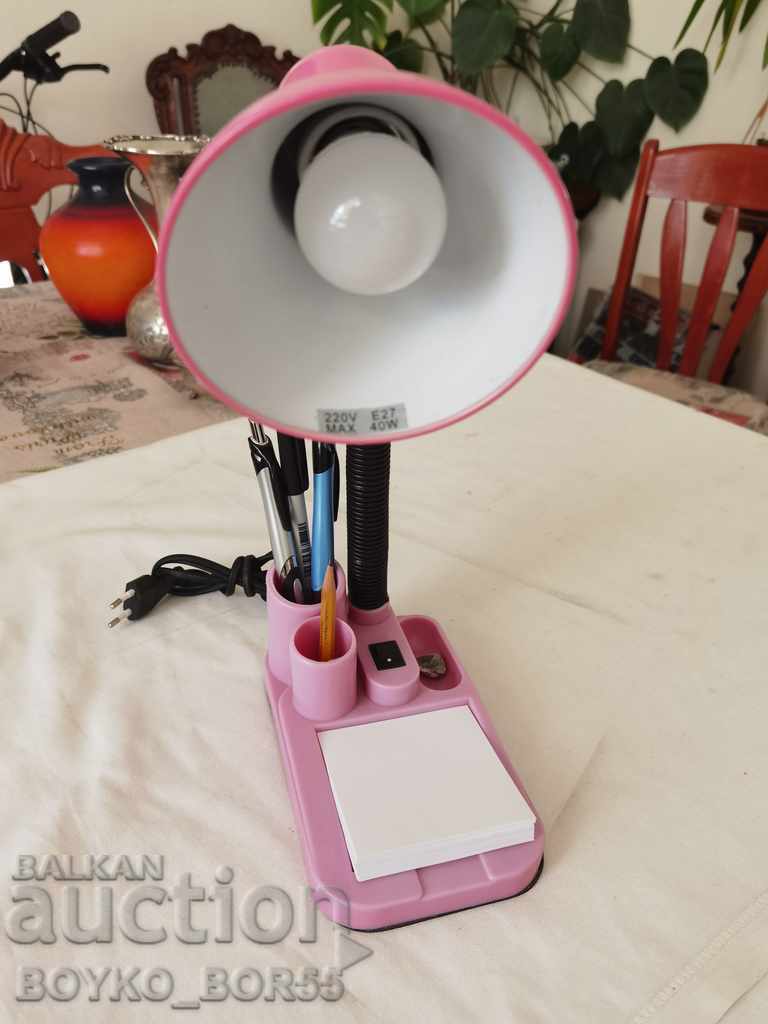 Lampa de lucru de birou pentru afaceri, rechizite și studenți cu preț € 14.83 | 29.00 BGN Lampa de lucru de birou pentru afaceri, rechizite și studenți cu preț € 14.83 | 29.00 BGN